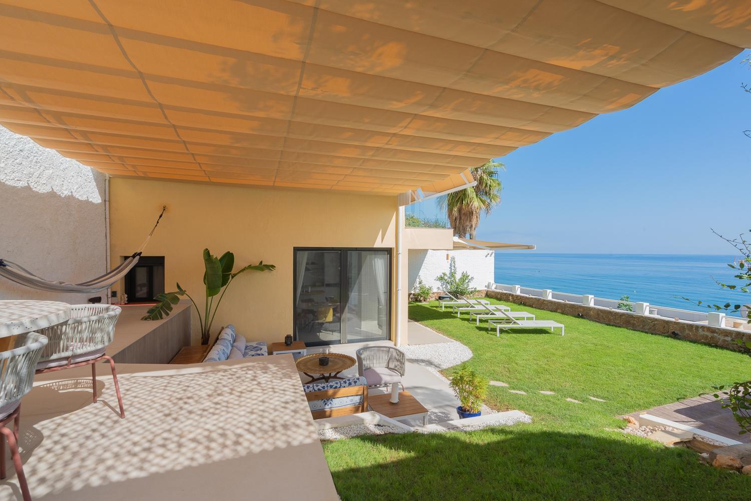 Private 250Sqm Garden Duplex, Jacuzzi, Cinema, Sea View Escape Lägenhet Torremolinos Exteriör bild