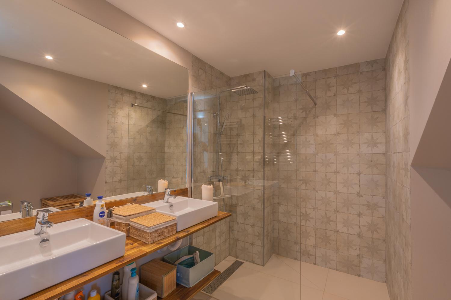 Private 250Sqm Garden Duplex, Jacuzzi, Cinema, Sea View Escape Lägenhet Torremolinos Exteriör bild